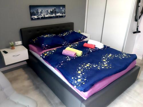 Ein Bett oder Betten in einem Zimmer der Unterkunft Willa Pod Zamczyskiem