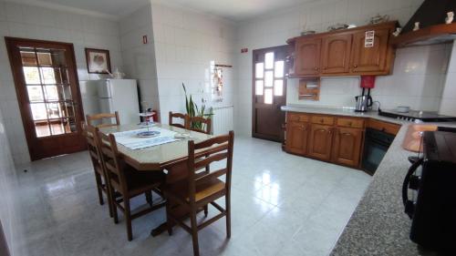 Η κουζίνα ή μικρή κουζίνα στο Casa Araújo