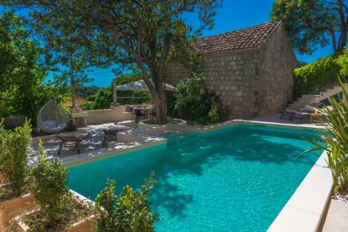 Villa Flores Garden