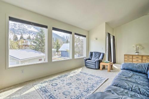 Gallery image of Cabin with Hot Tub and Views 1 Mile to Alyeska Resort in Girdwood