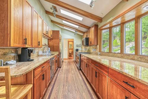 Dapur atau dapur kecil di A Million Dollar View