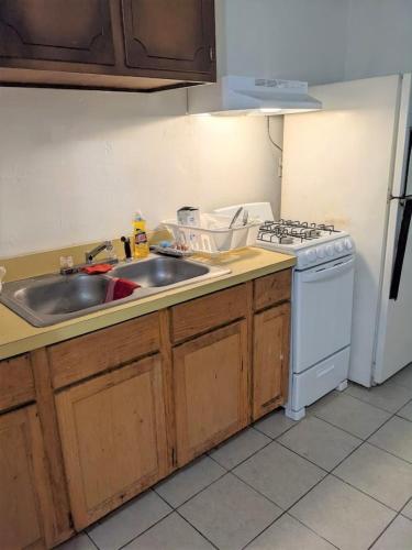 Dapur atau dapur kecil di Stegall Manor Estates