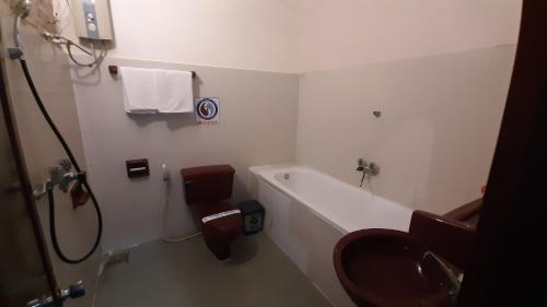 Phòng tắm tại Tan Tay Do Hotel