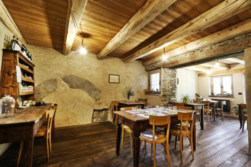 En restaurant eller et andet spisested på Locanda Al Torch - Ristorante e Camere