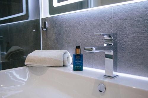 Un baño de Forellenhof Appartements & Grossmutters Bungalow
