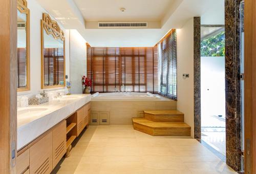 W1Bangkoknoi Hotelにあるバスルーム