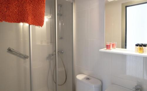 Kúpeľňa v ubytovaní Apartamento esquinero en Palamós
