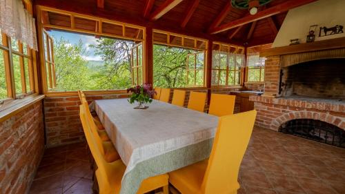 Fotografia z galérie ubytovania Holiday House Pečišće v destinácii Skrad
