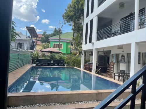 Πισίνα στο ή κοντά στο Victory Guest House