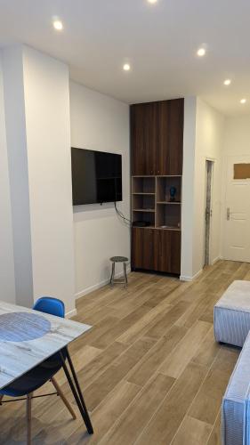 Appartement T3 , 650m du Palais des Festivals