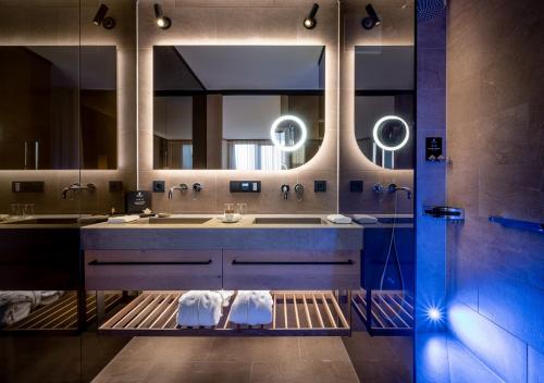 Koupelna v ubytování Hotel Hirschen Horn