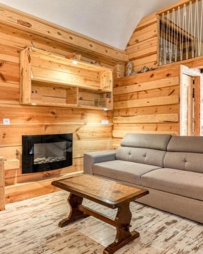 Χώρος καθιστικού στο Duplex Climatisé 65m2 refait à neuf
