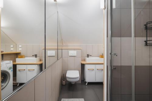 Bilik mandi di Apartament Via Regia