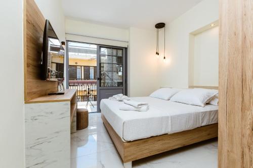 Emeli Suites