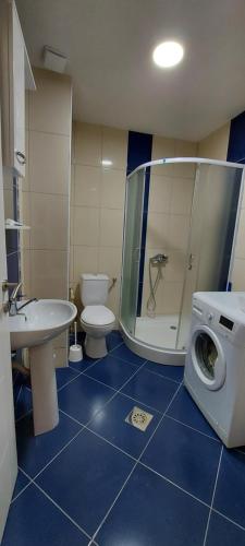 Koupelna v ubytování Apartmani Miki