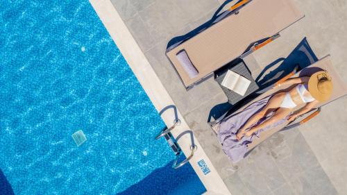 Πισίνα στο ή κοντά στο Luxury Villa Vanato & Pool