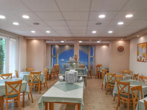 Gallery image of Hotel Touring in Nagykanizsa
