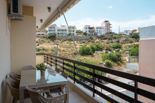 NIMA1 4 bedroom apt centraly located in Rethimno