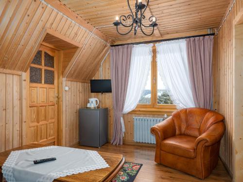 Ruang duduk di ECO Villa Karpatia Ski&SPA
