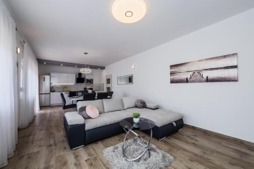 Luxury Apartment Maris