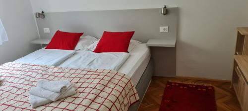 Llit o llits en una habitació de Sara