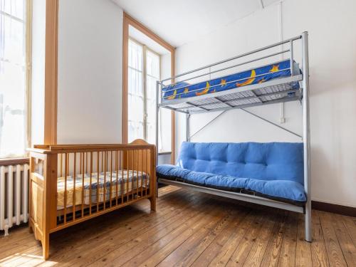 Ein Bett oder Betten in einem Zimmer der Unterkunft Normandy Fireplace Retreat
