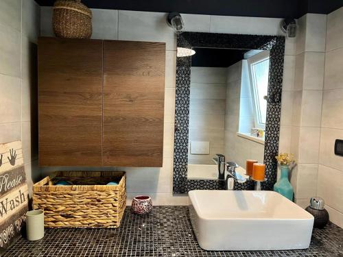 Fotografia z galérie ubytovania Villa HAUS NIKO - "MaxSea" suite with sauna v destinácii Senj