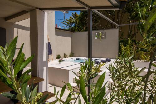 Κήπος έξω από το Casa Viko