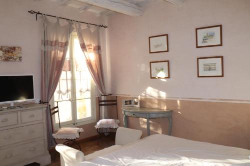 Photo de la galerie de l'établissement La Banastiere, à Vedène