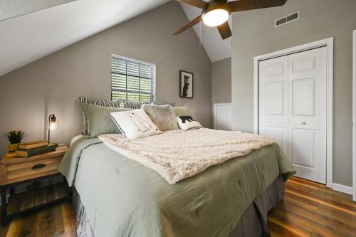 Pet-Friendly Smoky Mountain Cabin with Hot Tub, Privacy & Amazing Views photo 26
