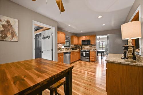 Pet-Friendly Smoky Mountain Cabin with Hot Tub, Privacy & Amazing Views photo 28
