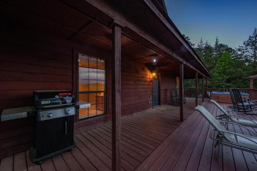 Pet-Friendly Smoky Mountain Cabin with Hot Tub, Privacy & Amazing Views photo 33