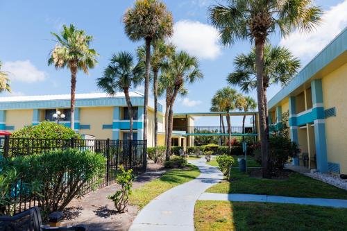 Gallery image of Garnet Inn & Suites, Orlando in Orlando