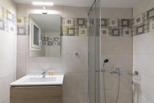 Gallery image of Kerameikos Metro Apartment for 4 in Athens