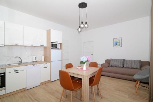 Vista Apartments