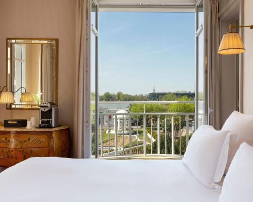 Gallery image of Hôtel Barrière le Grand Hôtel Enghien-les-Bains in Enghien-les-Bains
