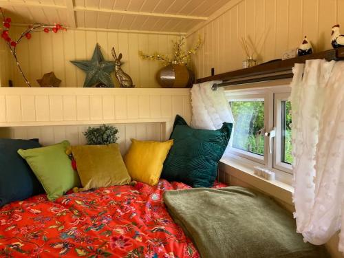 Fotografie z fotogalerie ubytování Neddys Rest Luxury Horsebox Stay v destinaci Battle