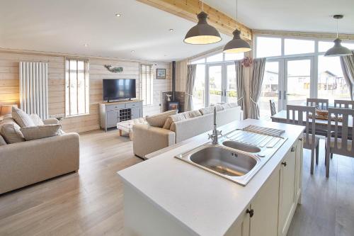 Host & Stay - Kittiwake Lodge – Photos 2