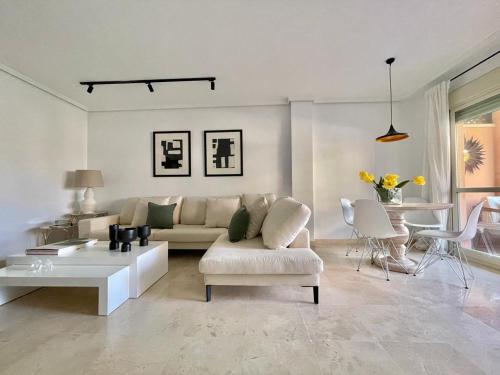 Fotografie z fotogalerie ubytování Tranquilo apartamento con piscina en Dunas Marbella v destinaci Marbella