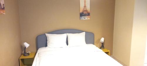 Кровать или кровати в номере Apartment Sofia 2