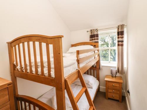 Katil dua tingkat atau katil-katil dua tingkat dalam bilik di Brancepeth