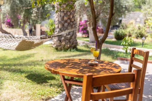 Κήπος έξω από το Ipek Garden Palace Residence