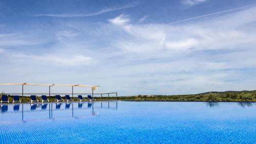 Vila Planicie — Swimming pool