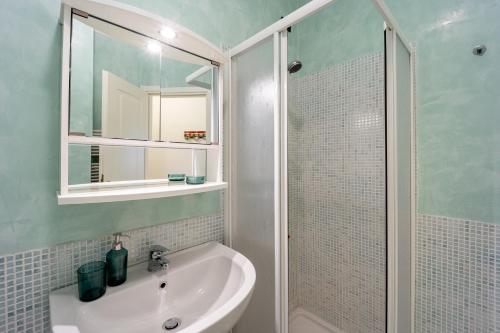 Condominium Volta Holiday Flat tesisinde bir banyo