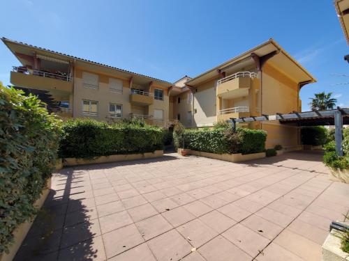 Port FREJUS Rives Latines Studio Cabine 30 m2 4 Pe