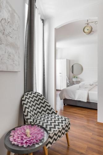 SplitStay Studio - 1 Min walk to Diocletian's Palace