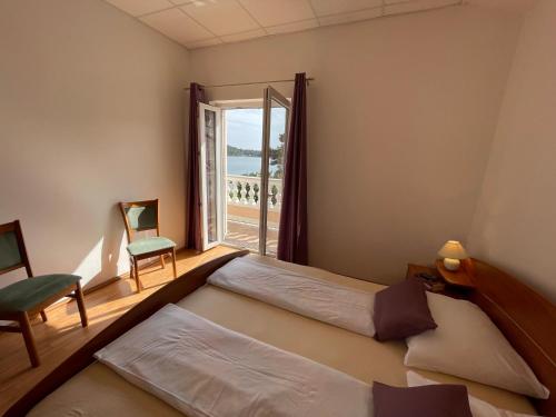 APARTMANI RUZARIJA