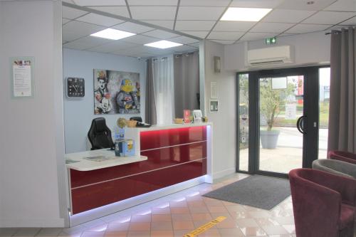Logis le Marais Romilly Centre – Photos 3