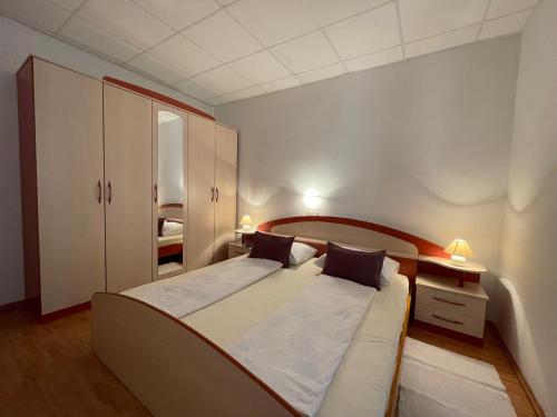 APARTMANI RUZARIJA