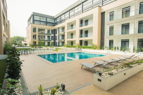 The swimming pool at or close to The VVIP Luxury Apartments @ Gardens